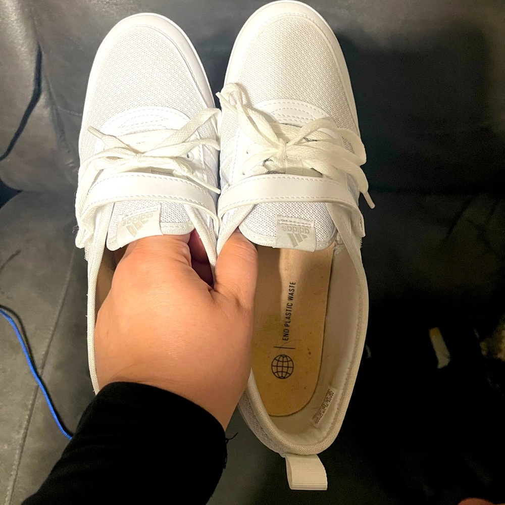 EUC Adidas original Diona 2.0 sneaker shoe 👟